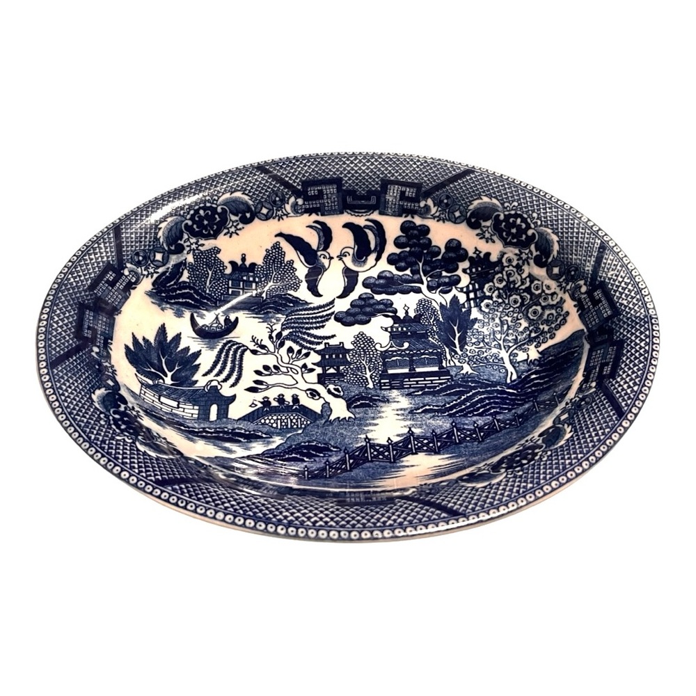 Vintage Blue Willow Chinoiserie blue white vegetable bowl occupied Japan 8.5”x12